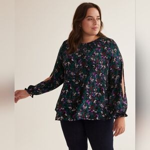 Penningtons Black Floral Pleated Swing Blouse, BNWT, Size 5X